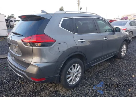 2017 Nissan Rogue Sv z USA, uszkodzony, nr VIN 5N1AT2MV1HC792341